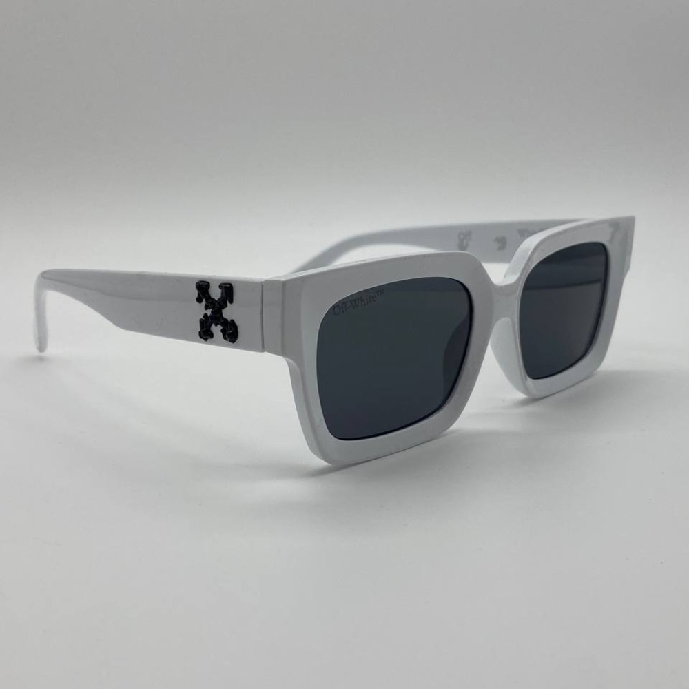 Offwhite Virgil sunglasses (white)